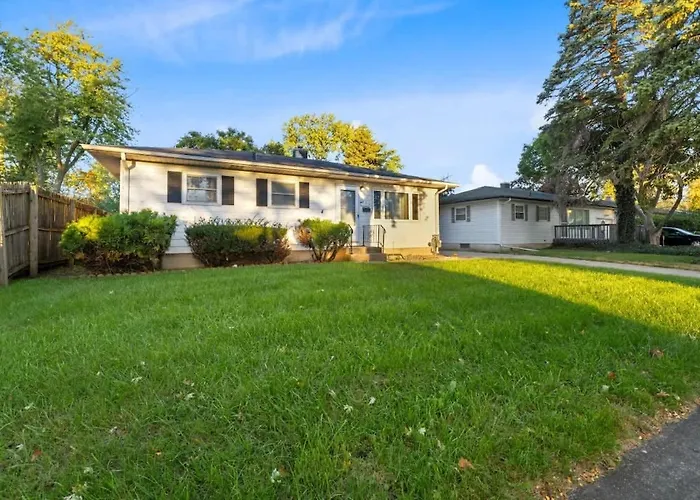 Cozy Oasis 4br * Joliet