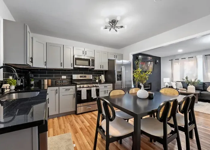 Holiday home Cozy Oasis 4br Joliet